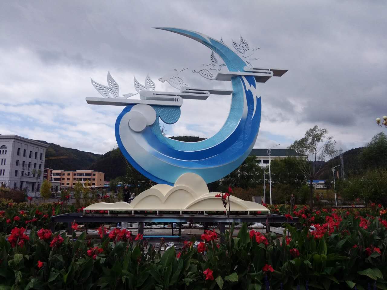 不锈钢大型雕塑