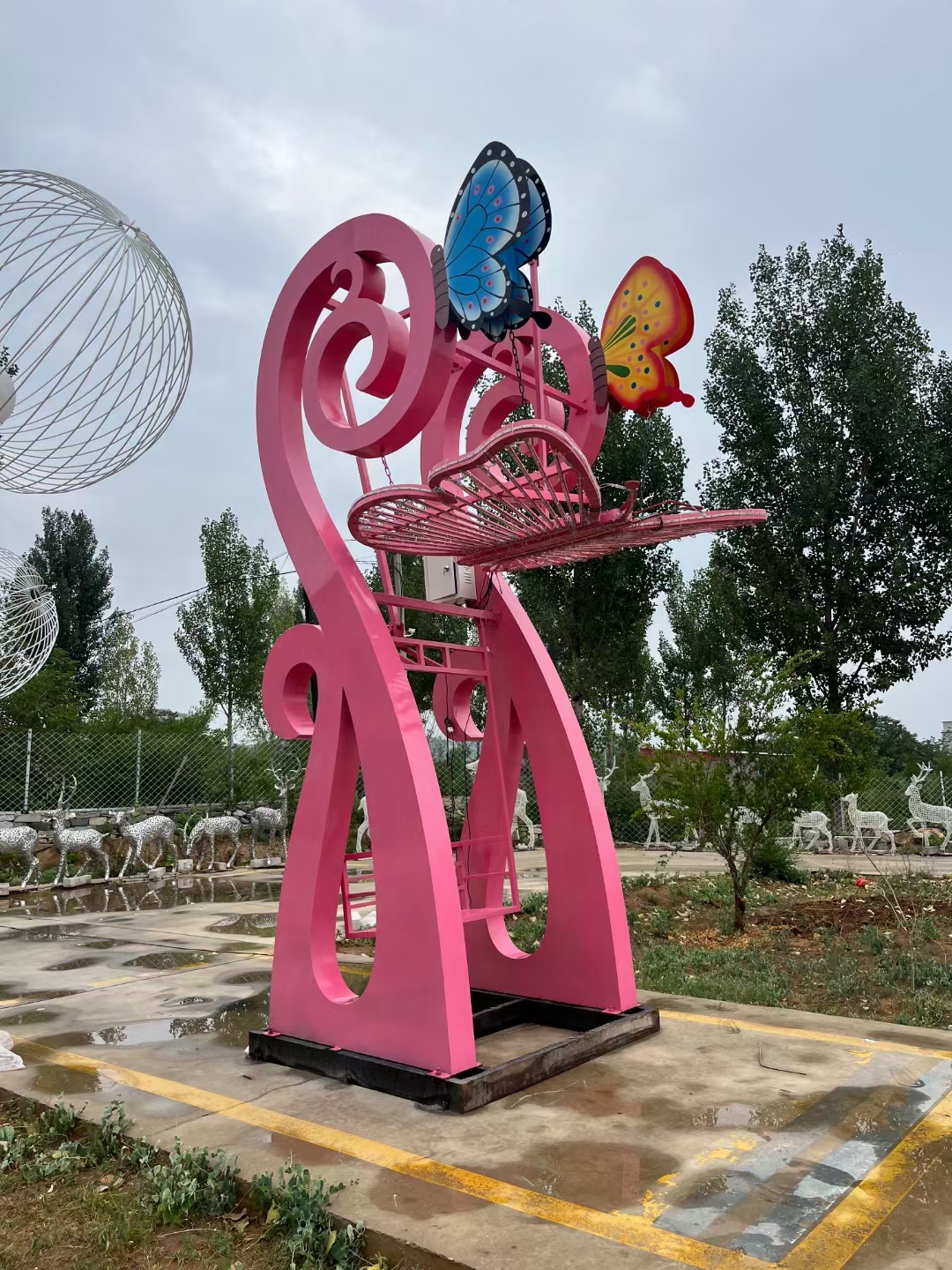 不锈钢城市景观雕塑