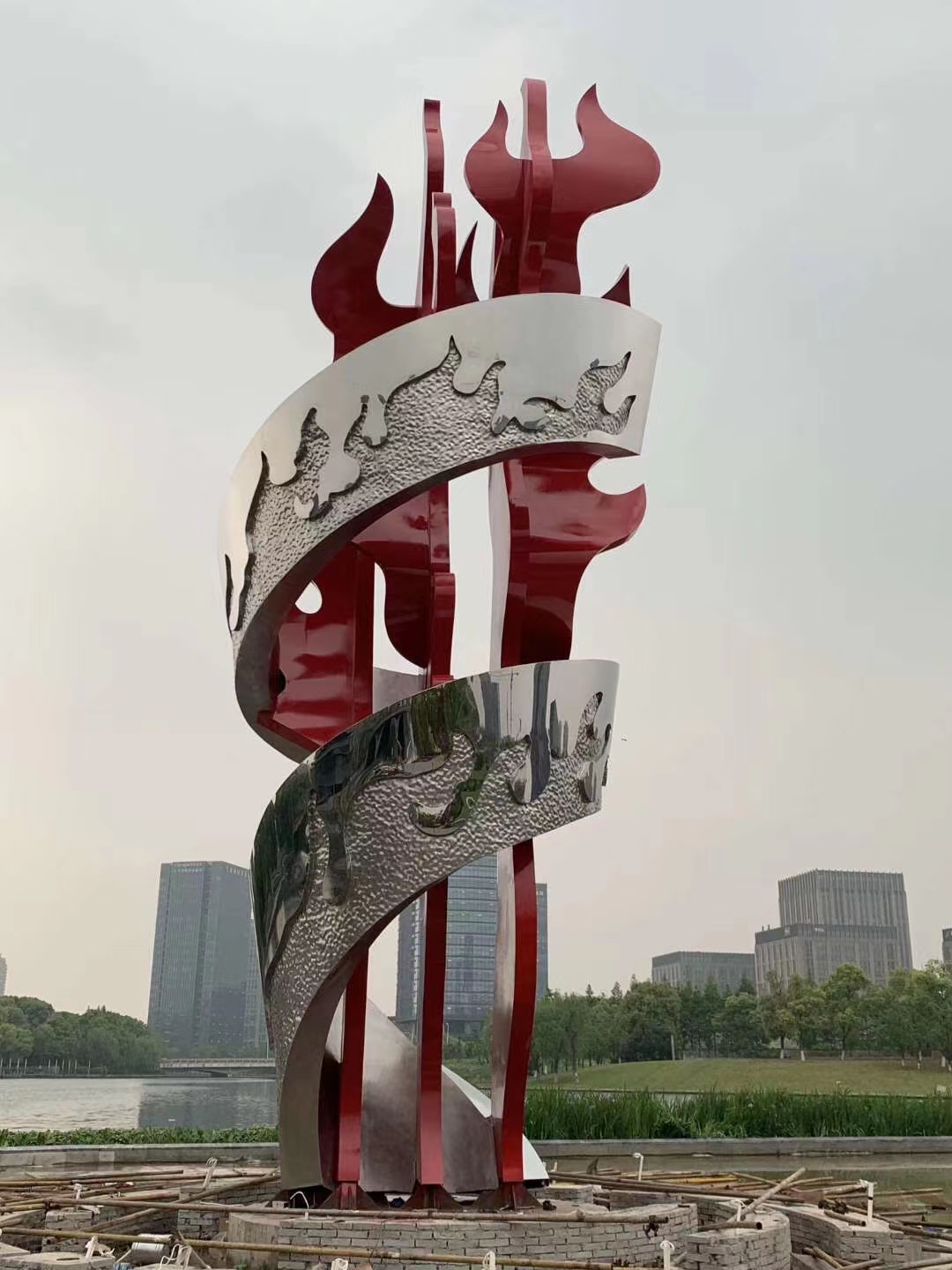 不锈钢城市景观雕塑