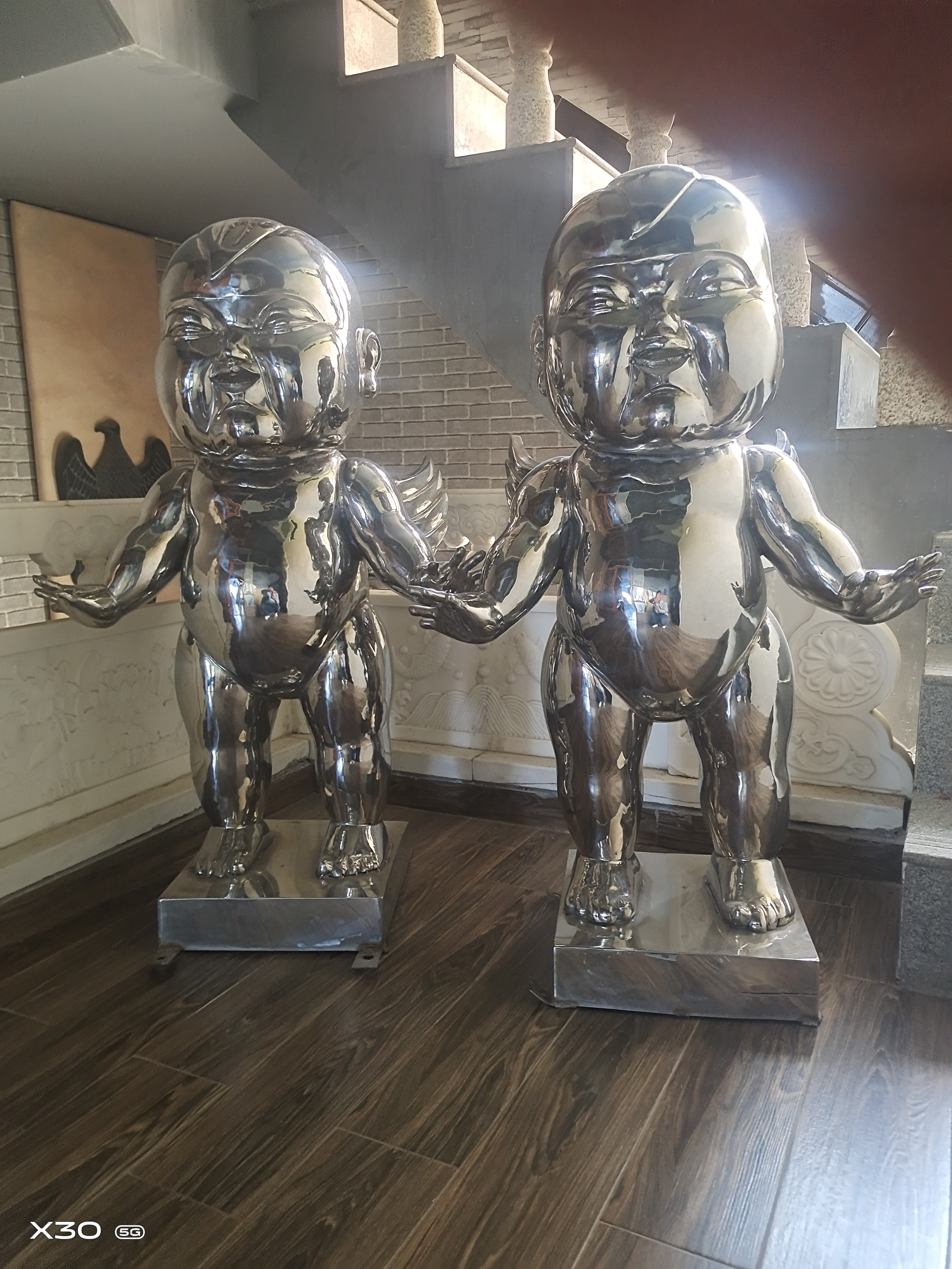 不锈钢校园雕塑