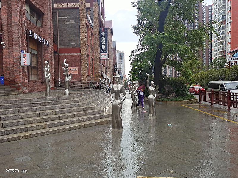 不锈钢校园雕塑