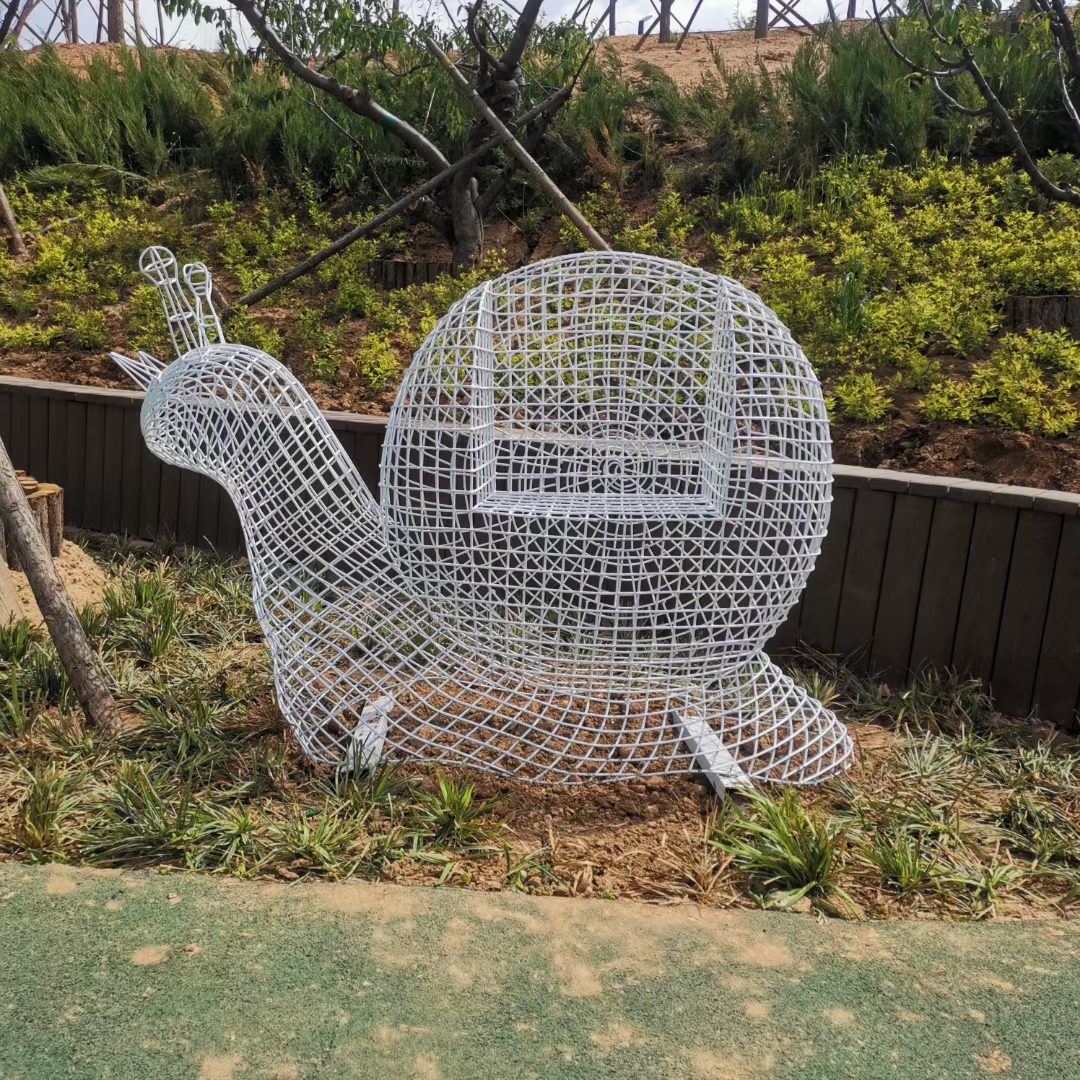 不锈钢网面雕塑