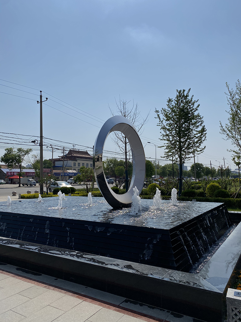 不锈钢球形环形雕塑