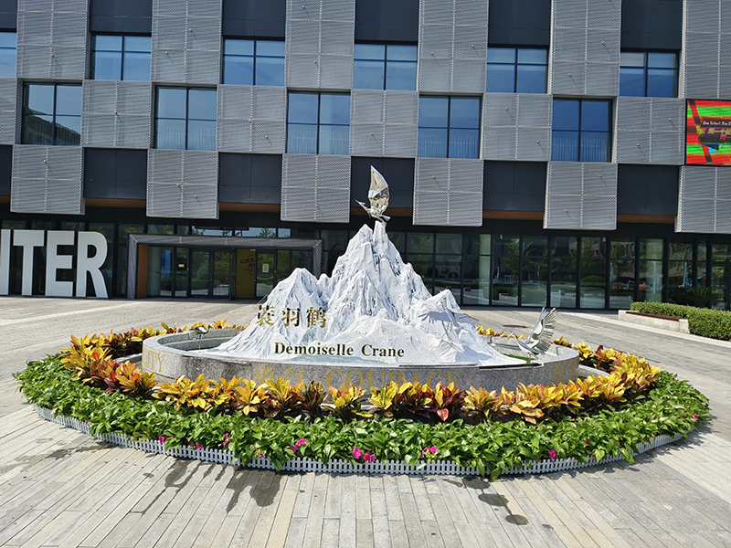 北京凯文学校景观雕塑