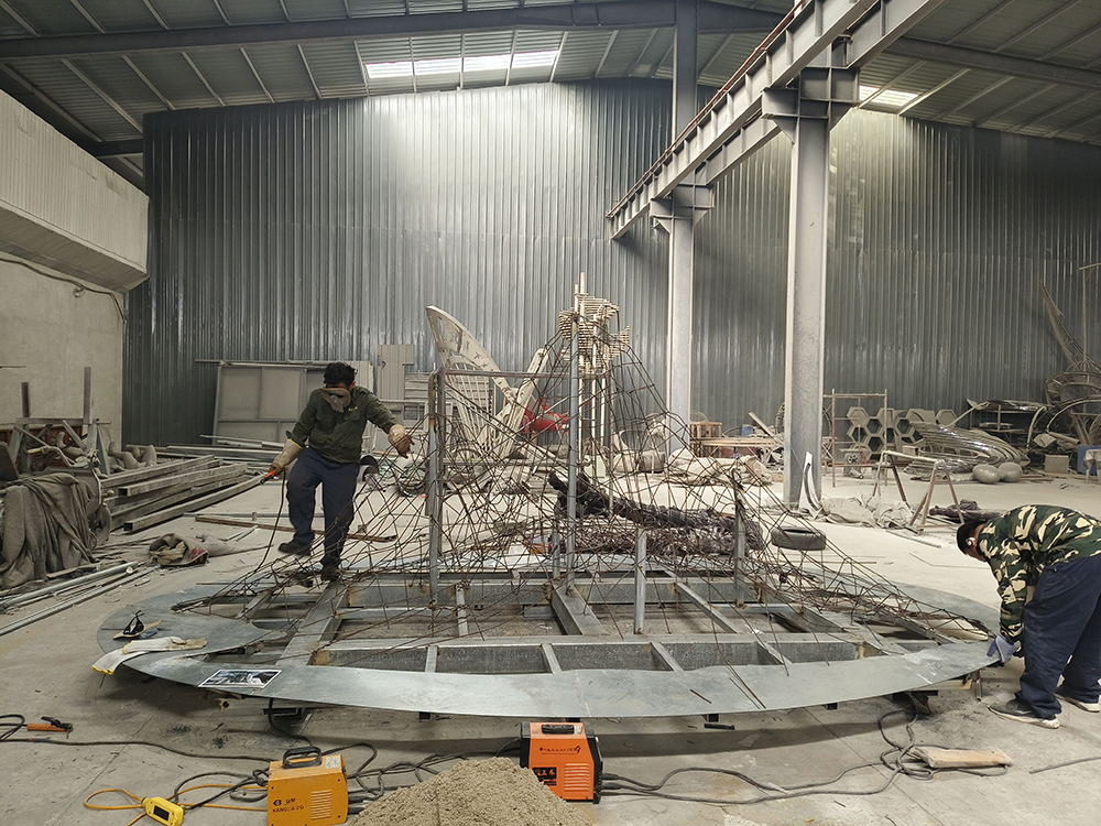 北京凯文学校景观雕塑