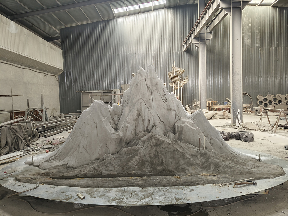 北京凯文学校景观雕塑