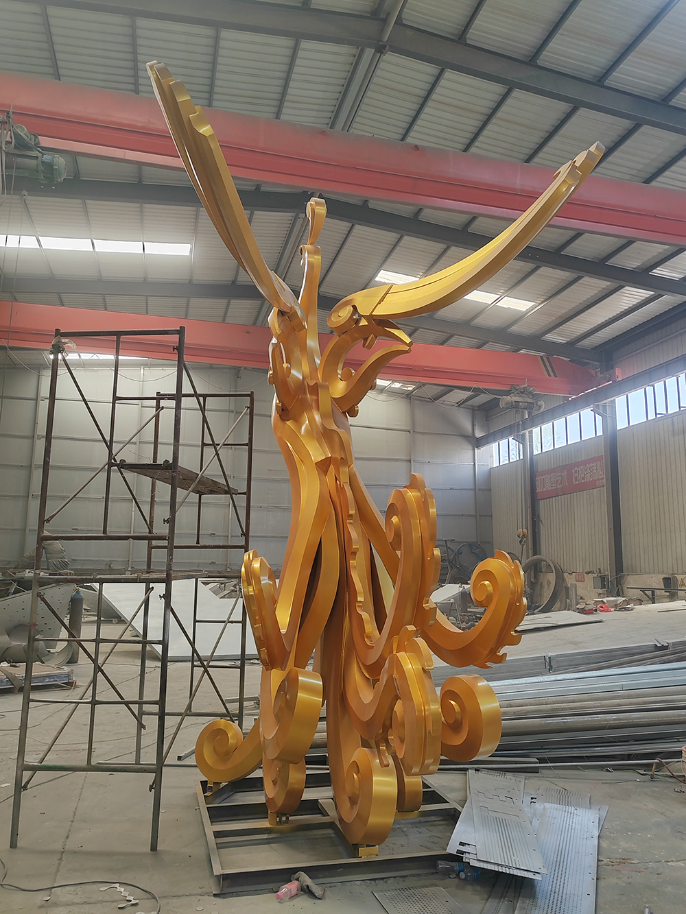 新疆喀什不锈钢凤凰五米高