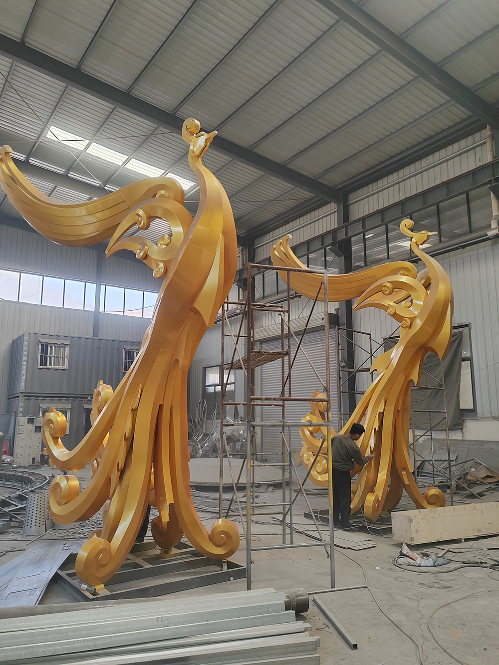 新疆喀什不锈钢凤凰五米高