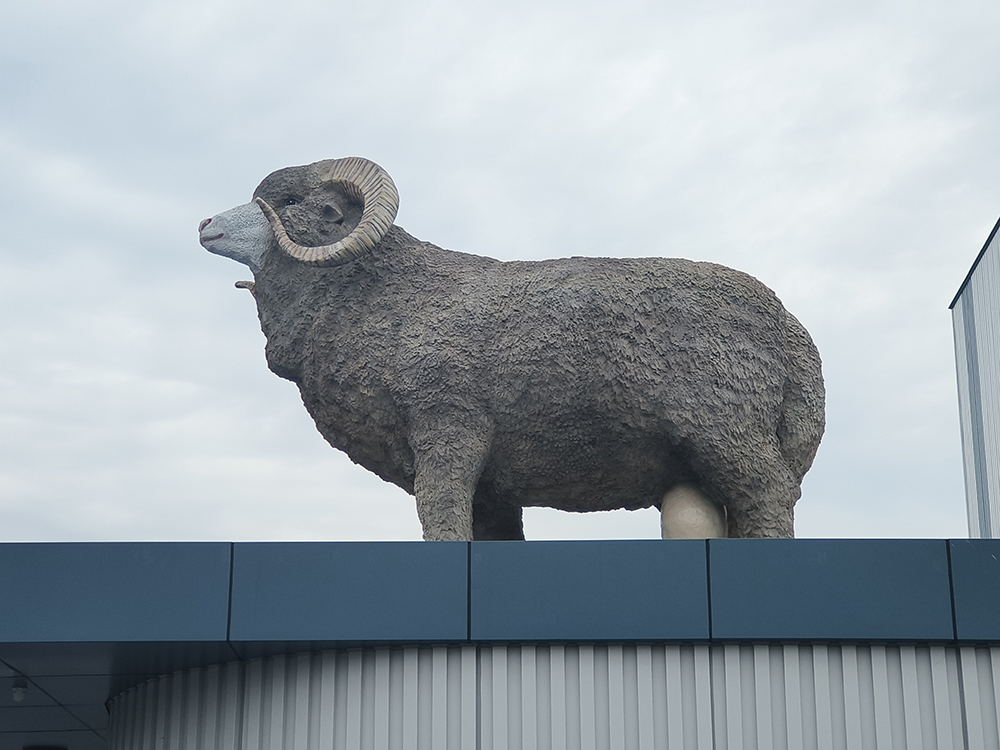 浙江嘉兴企业雕塑